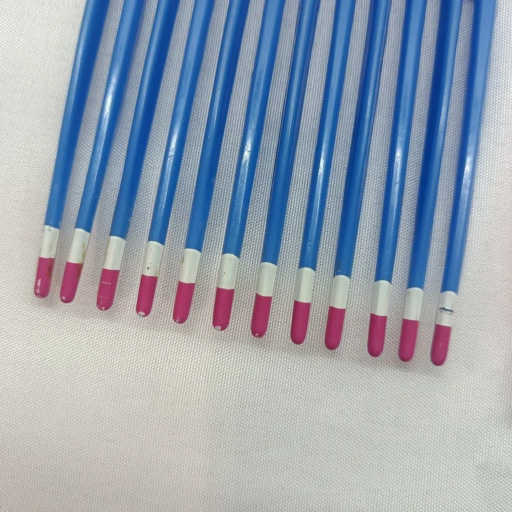 Lot Of 2 Vtg 80s 90s Goody USA Patent 4345608 Hair Color Dip Pick Comb Blue Pink